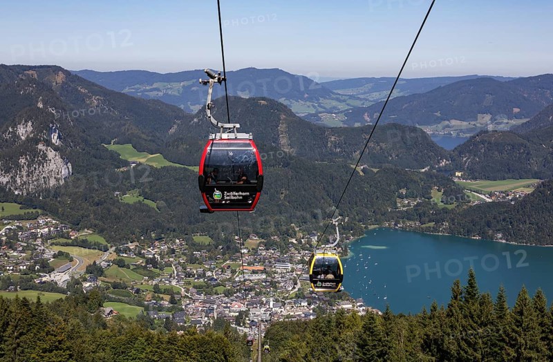 Sankt Gilgen am Wolfgangsee with Zwoelferhorn cable car