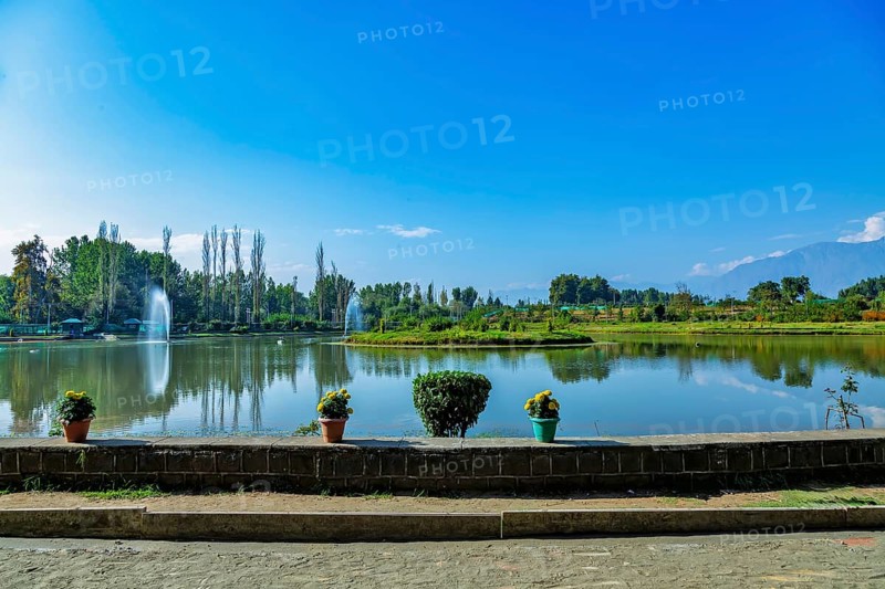 Jawaharlal Nehru Memorial Botanical Gardens in Srinagar