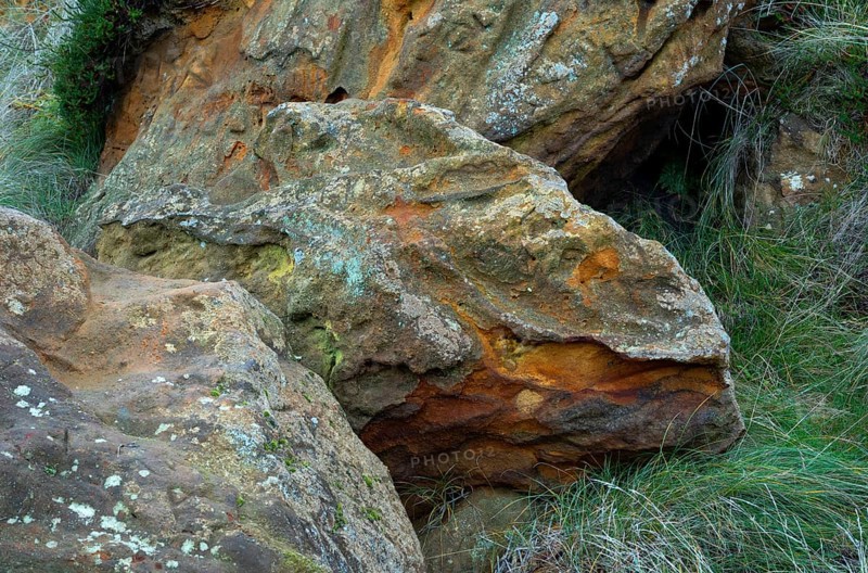 Reddish rock of limonite