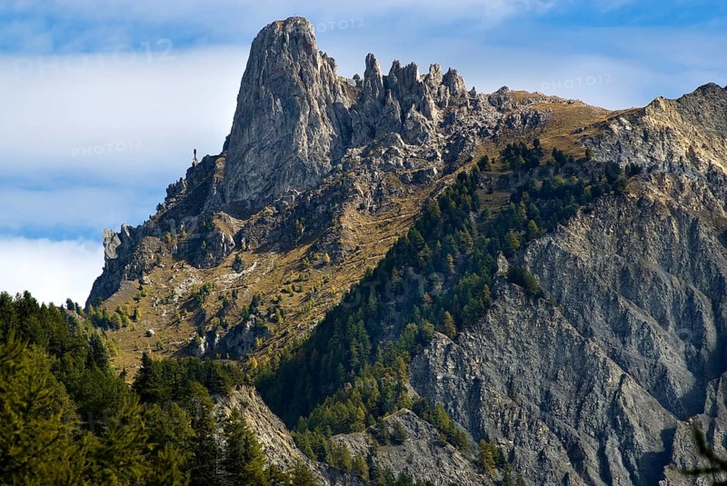 Mountain panorama with the Pierre Avoi