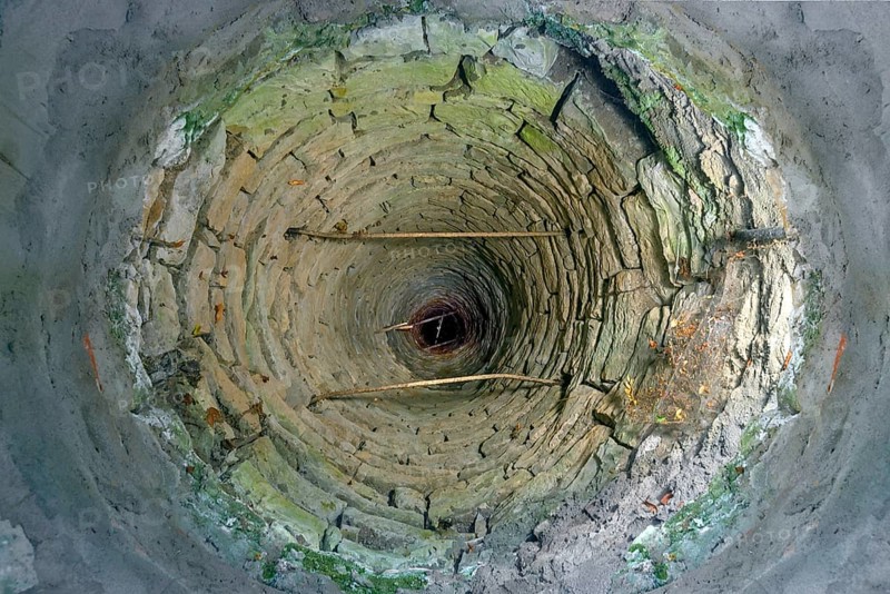 Historic draw well at the schoolhouse
