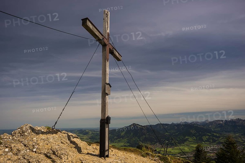 Summit cross