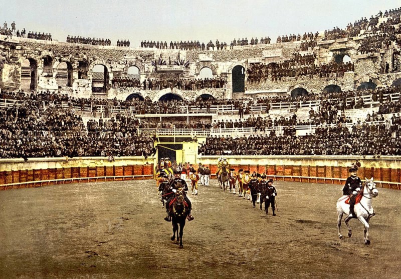 Arenes de Nimes is a Roman amphitheatre