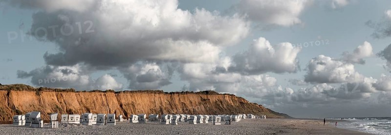 Evening sun on the beach of Kampen on the Red Cliff
