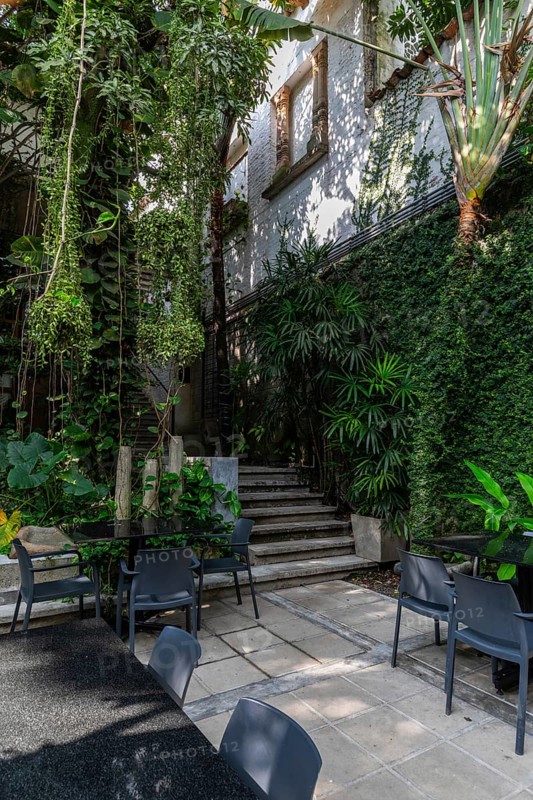 Green courtyard in a hotel