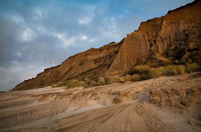 Red cliff