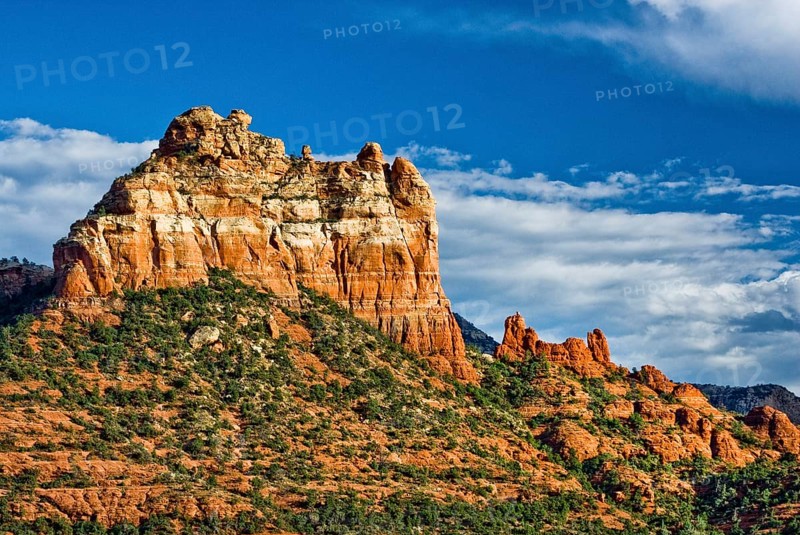 Sandstone cliffs in the evening light of Sedona