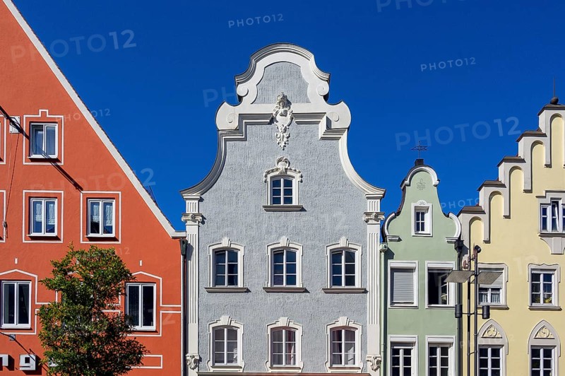 Various gable forms in Maximilianstrasse