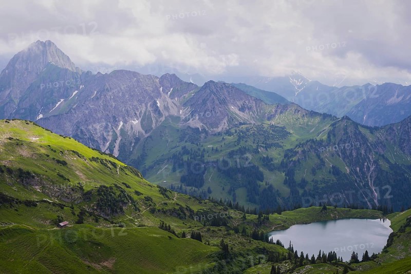 Panorama from the Zeigersattel to the Seealpsee