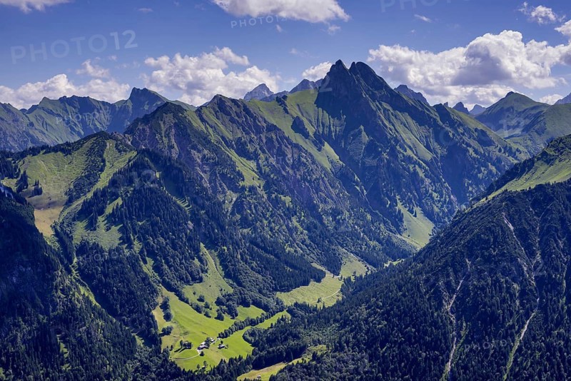 View from Himmelschrofen into the Dietersbach valley with Gerstruben