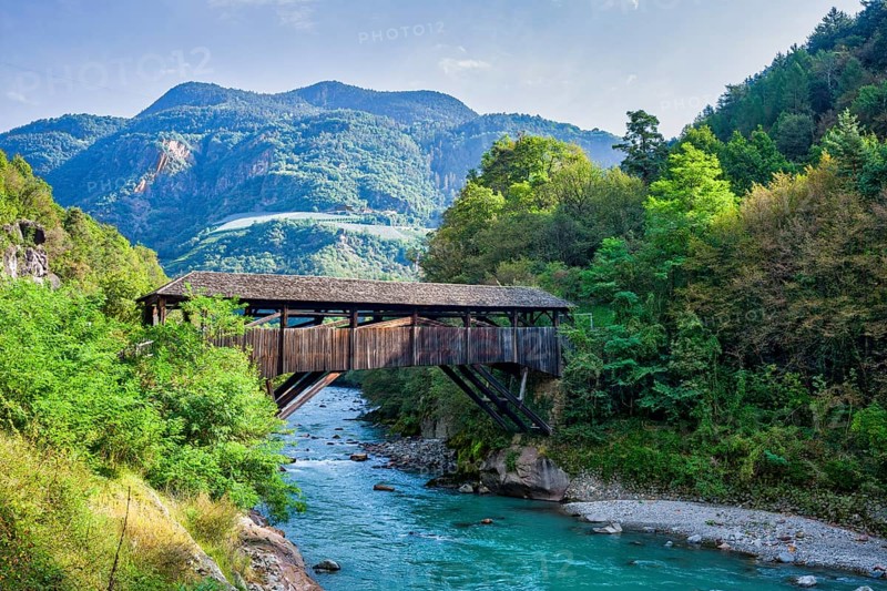 Toerggele bridge over the Eisack