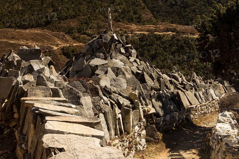 A mani wall in Pangboche
