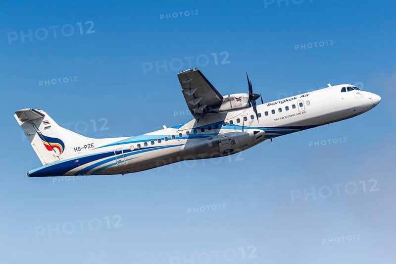 A Bangkok Air ATR 72-600 aircraft with the registration HS-PZE at Koh Samui Airport