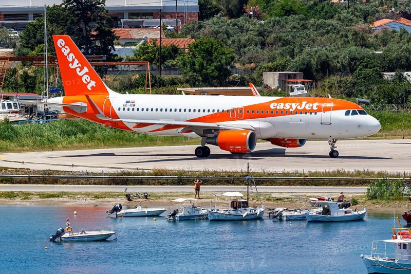 An EasyJet Airbus A320 aircraft with the registration number OE-ICW at Skiathos Airport