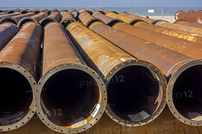 Pipeline tubes for sand replenishment
