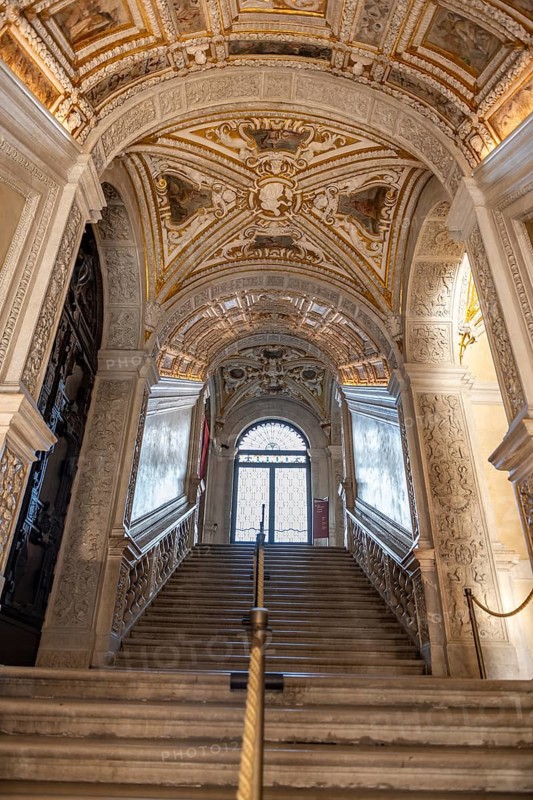 Magnificent staircase decorated with frescoes