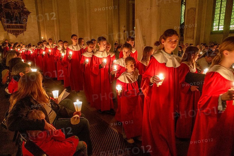 Quempas singing of the Braunschweig Cathedral Singing School for Advent in Braunschweig Cathedral