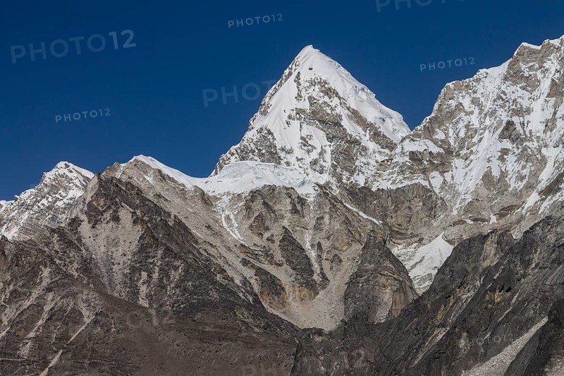 Seven-thousander Pumori