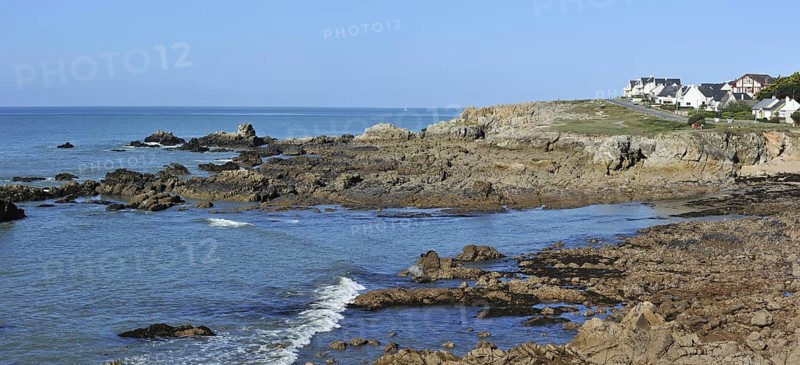 Rocky coastline of the Cote sauvage near Le Croisic