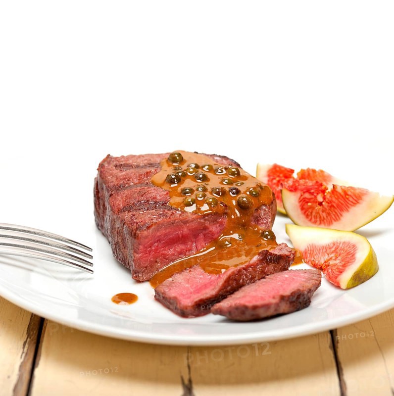 Beef filet mignon with green peppercorn creamy sauce ou poivre vert