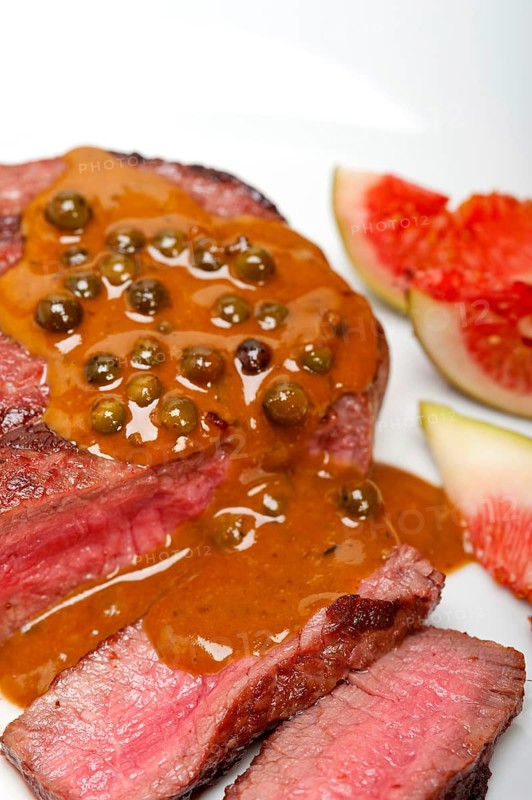 Beef filet mignon with green peppercorn creamy sauce ou poivre vert