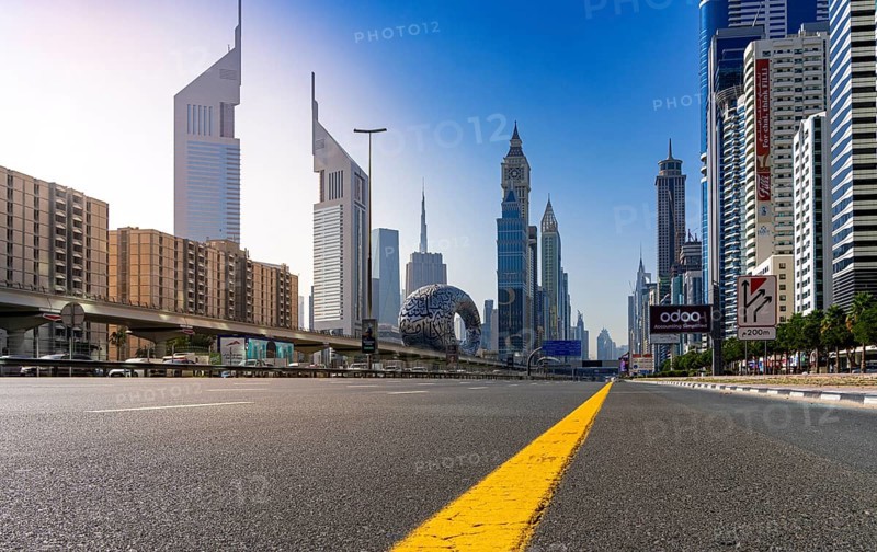 Complete closure of Sheik Zayed Road in the direction of Abu Dhabi