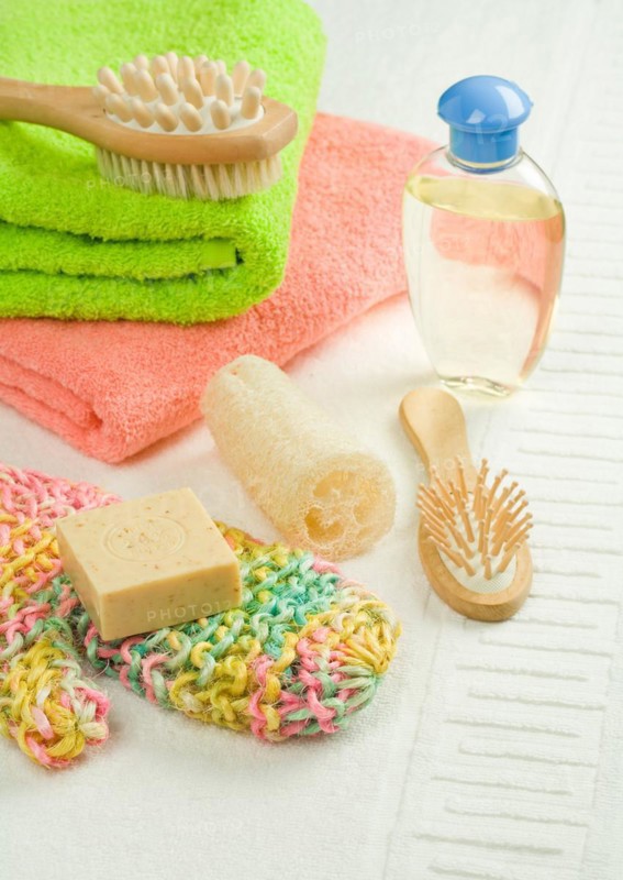 Composition of bath accessories