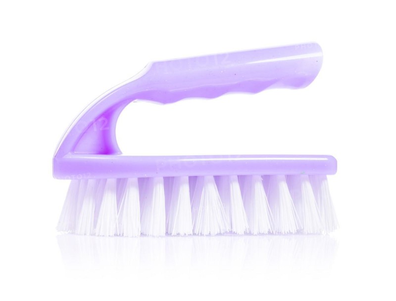 Kitchen scrubber in front of a white background