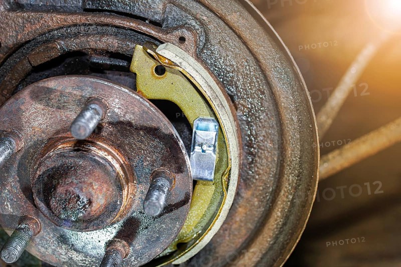 Repair of a parking brake