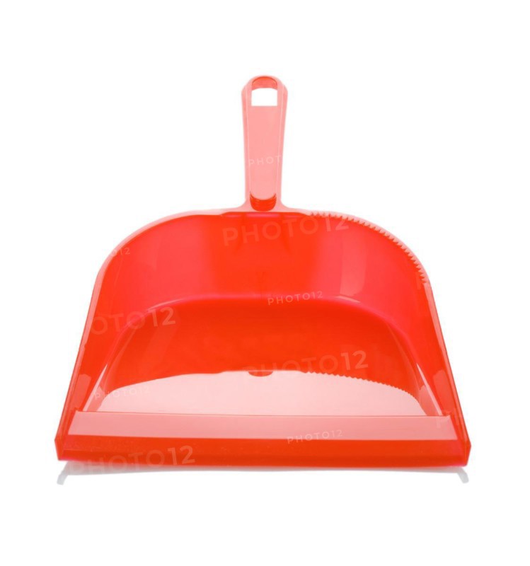 A red dustpan insulates
