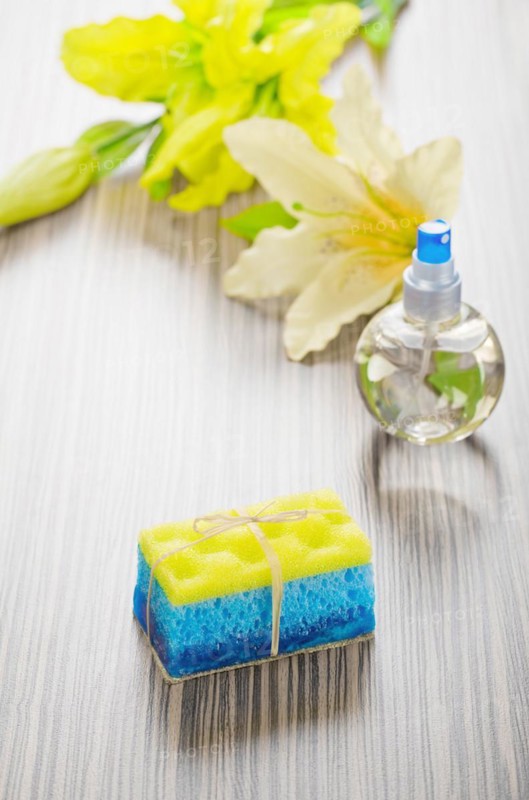 Bath sponge soap flowers and bottle