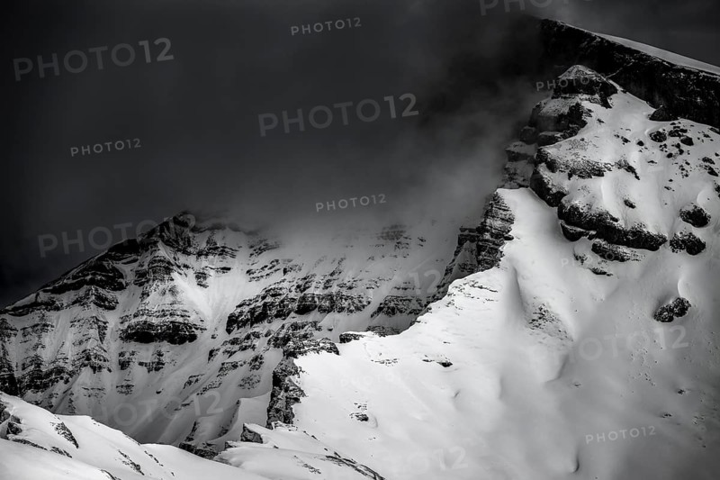 Snow-covered summit of the Hoher Ifen