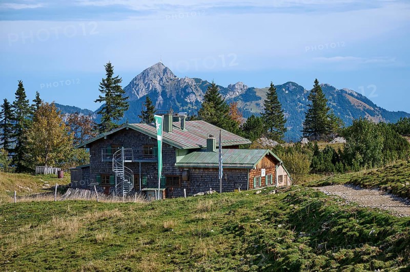 Taubensteinhaus in front of Wendelstein