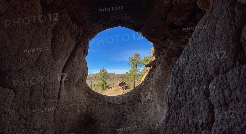 View from the water source into the mountains