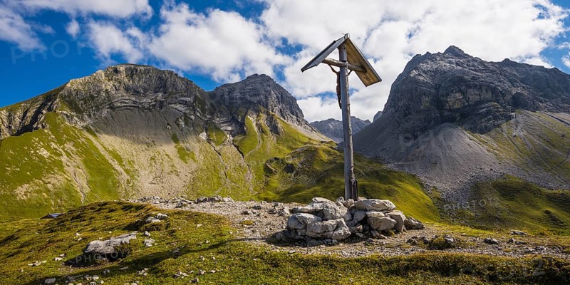 Field cross at Rappensee