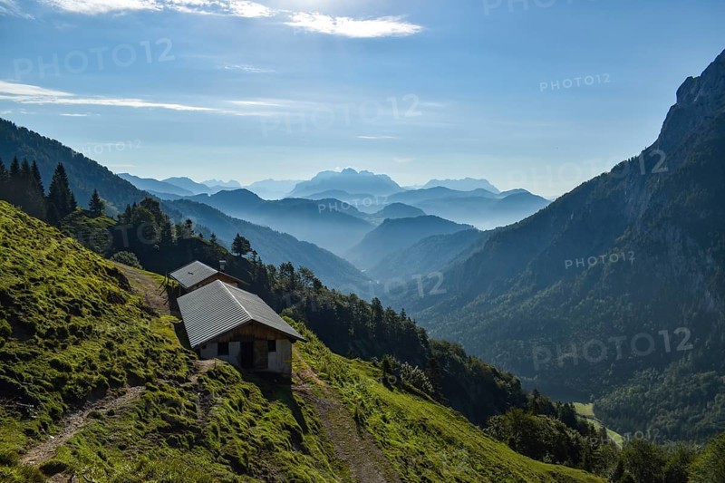 Stable and alpine hut of the Ranggen-Hochalm in the Kaiser Mountains