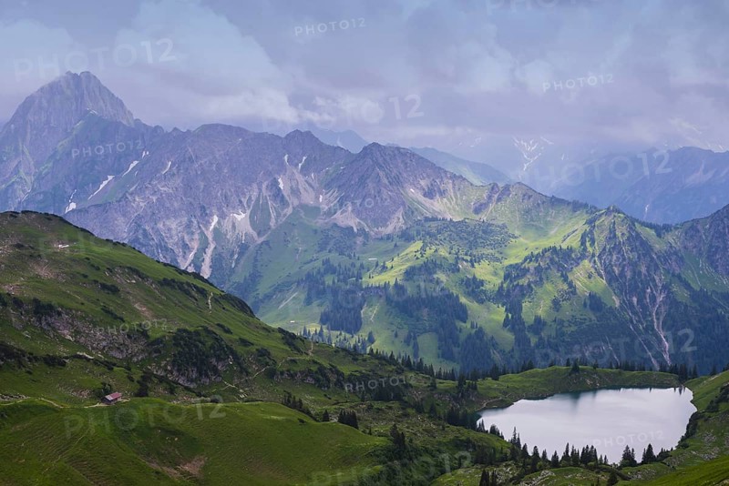 Panorama from the Zeigersattel to the Seealpsee