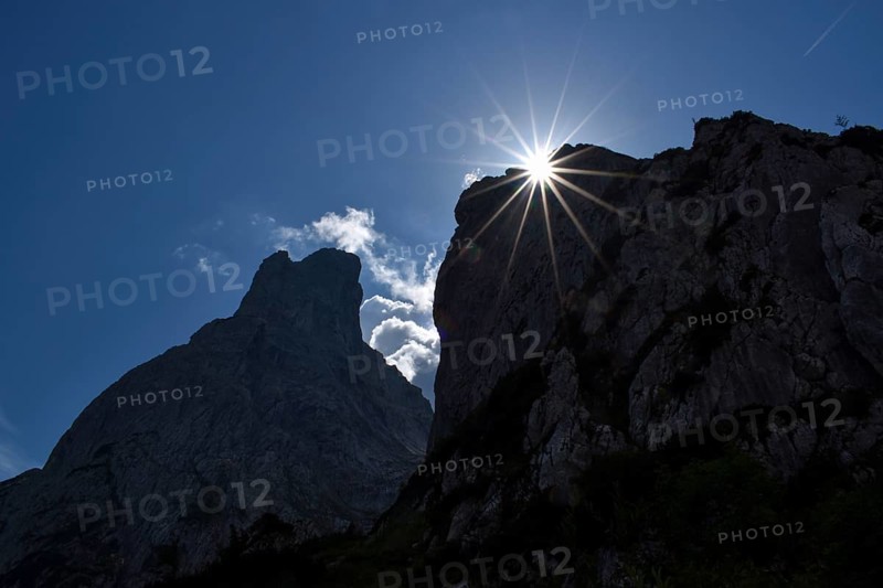 Predigtstuhl and Fleischbank above the Steinernes Rinne in the Wilder Kaiser