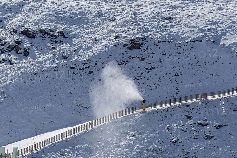 Snow cannons