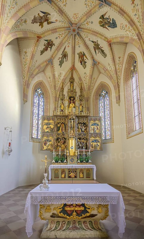 Winged altar from the 15th century by Master