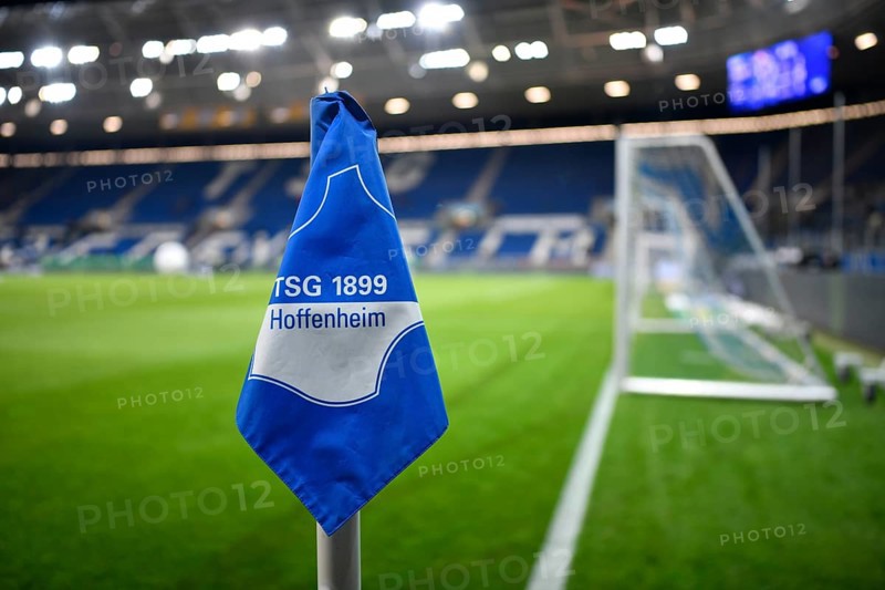Corner flag