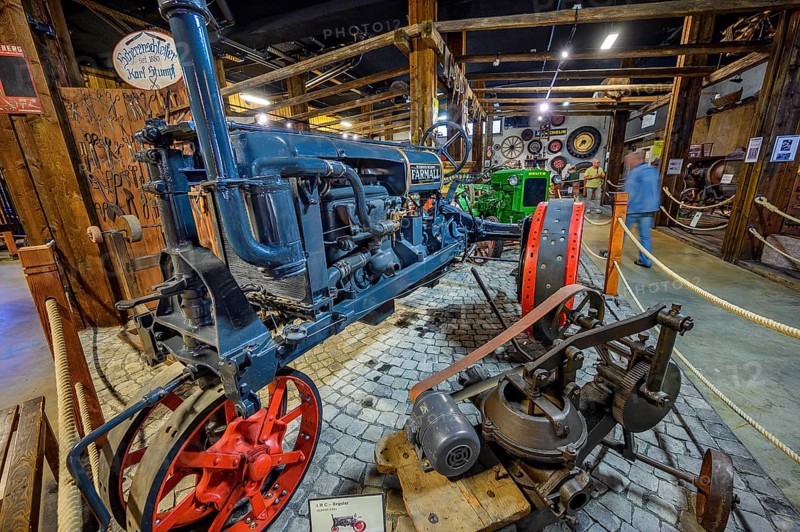 IHC Farmall Regular tractor from Illinois