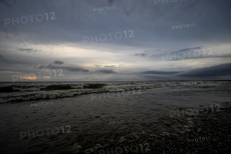 Lake Erie shore in the town of Hamburg