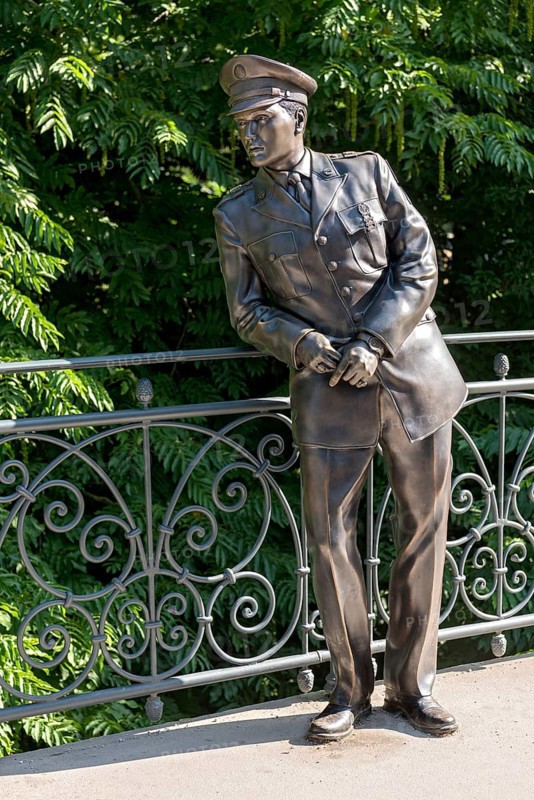 Bronze statue