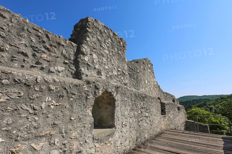 Castle Derneck
