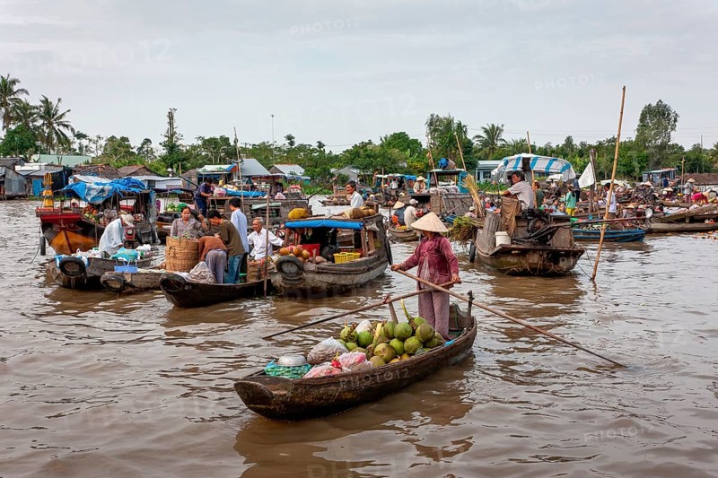 Floating market