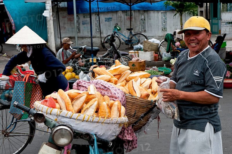 Baguette seller in Nha Trang