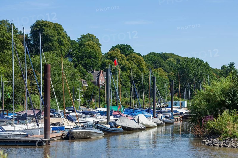 Dinghy harbour or Muehlenberg marina on the Elbe