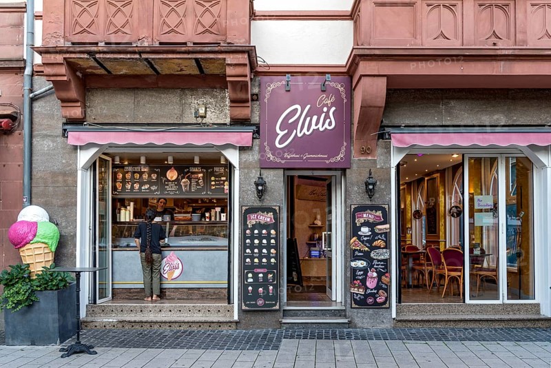 Cafe Elvis