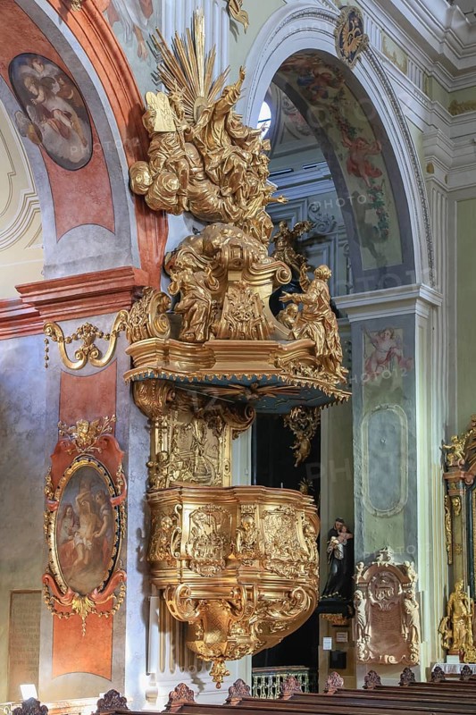 Pulpit. baroque parish church of St. Veit or Wachau Cathedral
